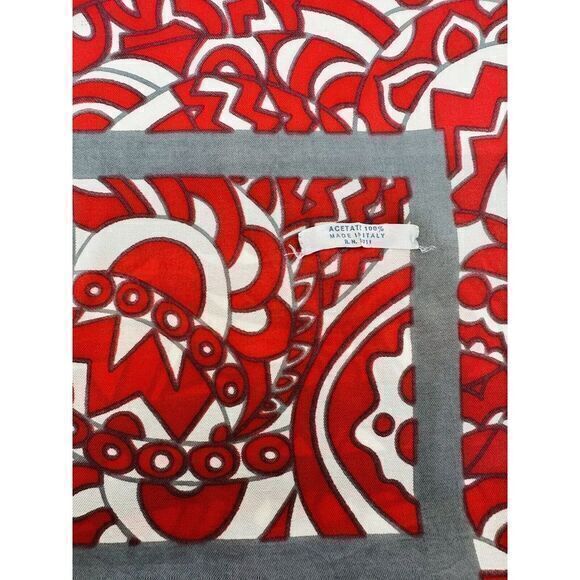 Vintage Scarf Red White Gray Pattern 21x21 In Great Condition Made In Italy - Picture 3 of 4